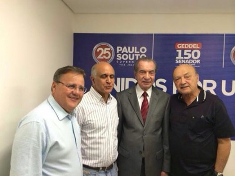 Joo Durval declara apoio Paulo Souto