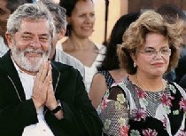 Lula diz que apoiará Dilma em 2014