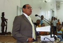 O povo est indagando quando o prefeito ser preso, diz Tourinho 