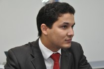 Rafael Cordeiro pede afastamento de Sindicncia contra secretrio 