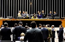 Congresso aprova R$ 755 milhes para pagar reajuste do Bolsa Famlia