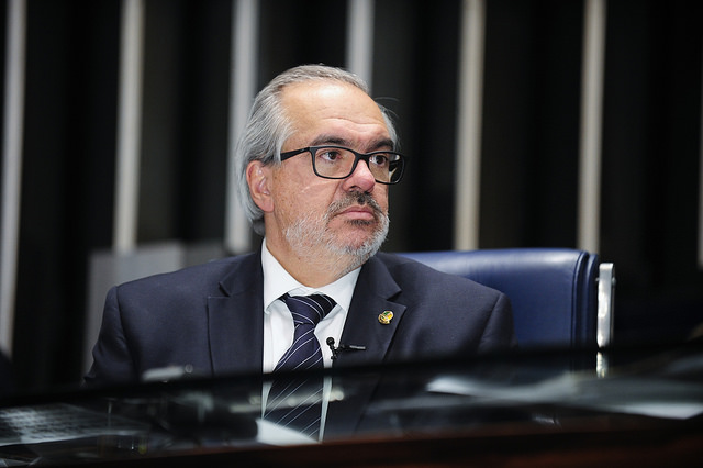 Senador baiano apresenta PEC que prope eleies gerais unificadas em 2022