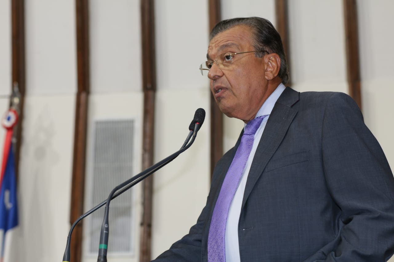 Targino Machado critica novo pedido de empréstimo do Governo 
